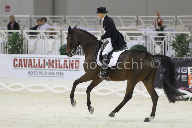 JORGENSEN_FBW DE VITO_MILANO_2011_SS3_3955.jpg